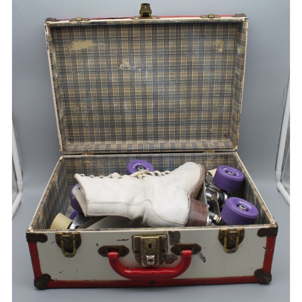 Vintage Hyde Cleveland Roller Skates Size 4 National Wheels w/ Metal Skate Case